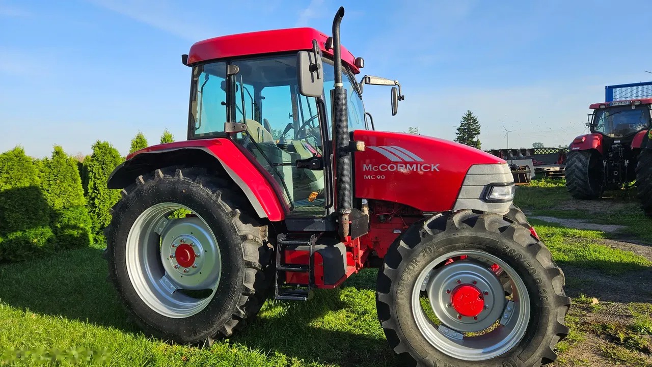 2002 Mccormick MC90, 8 000 mth, dovoz Skladem v EU — foto 2 z 17