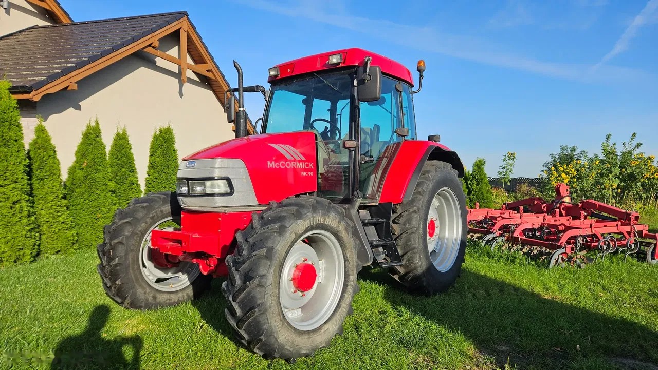2002 Mccormick MC90, 8 000 mth, dovoz Skladem v EU — foto 4 z 17
