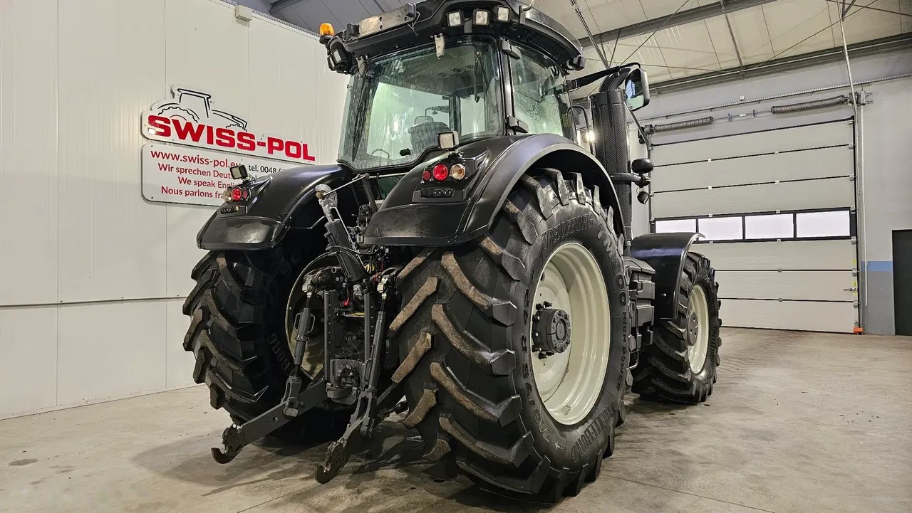 2015 Valtra, 5 500 mth, dovoz Skladem v EU — foto 7 z 13