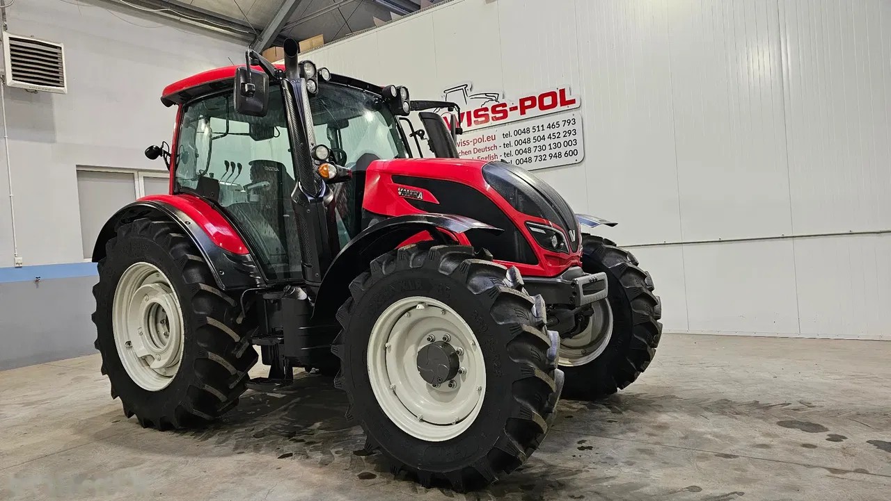 2017 Valtra, 5 500 mth, dovoz Skladem v EU — foto 5 z 15