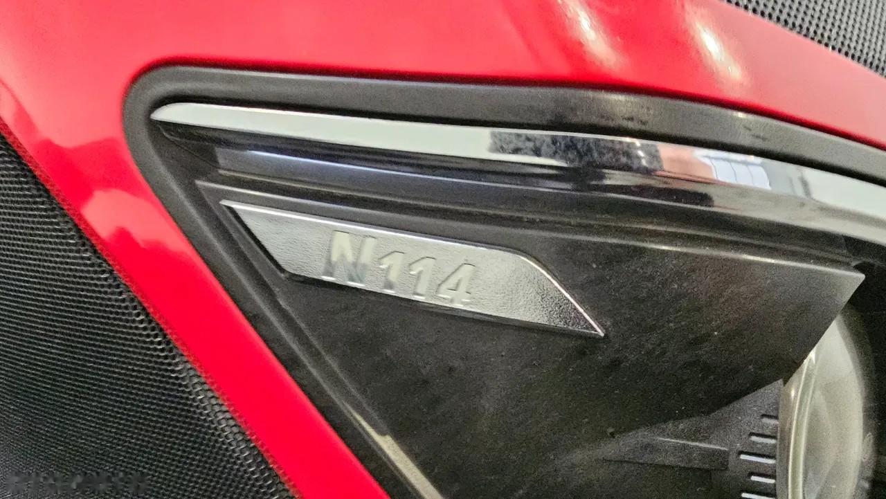 2017 Valtra, 5 500 mth, dovoz Skladem v EU — foto 6 z 15