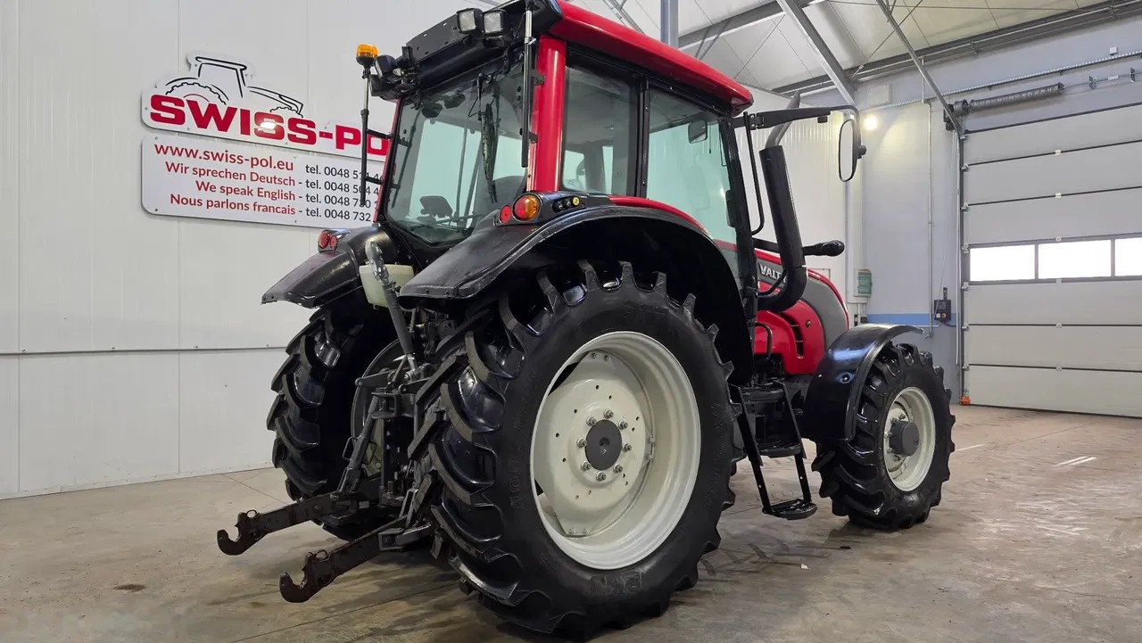 2013 Valtra, 7 500 mth, dovoz Skladem v EU — foto 5 z 14