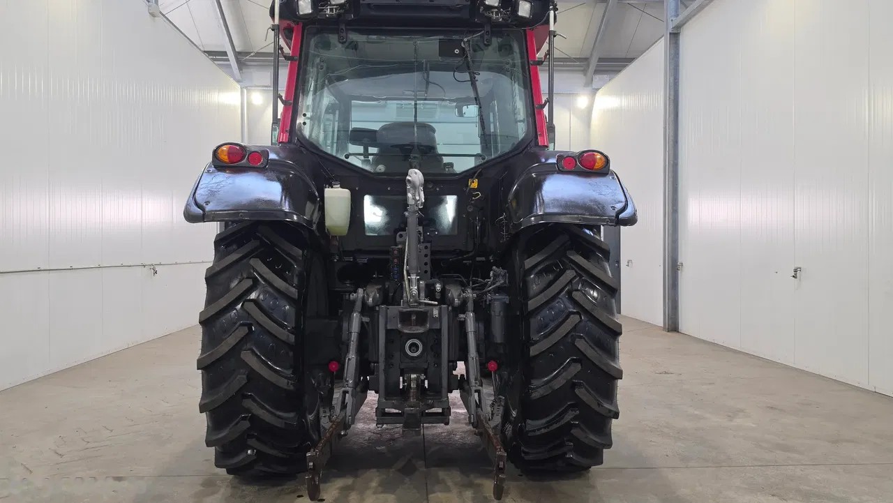 2013 Valtra, 7 500 mth, dovoz Skladem v EU — foto 6 z 14