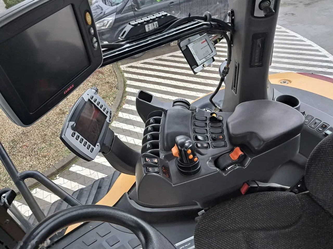 2017 Challenger MT775E, 6 856 mth, dovoz Skladem v EU — foto 13 z 14