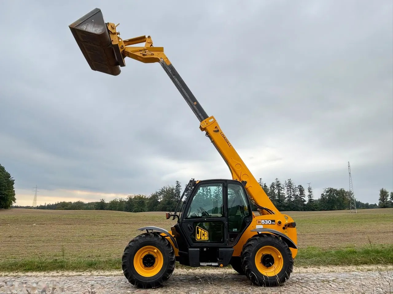 2004 JCB, 77 002 mth, dovoz Skladem v EU — foto 1