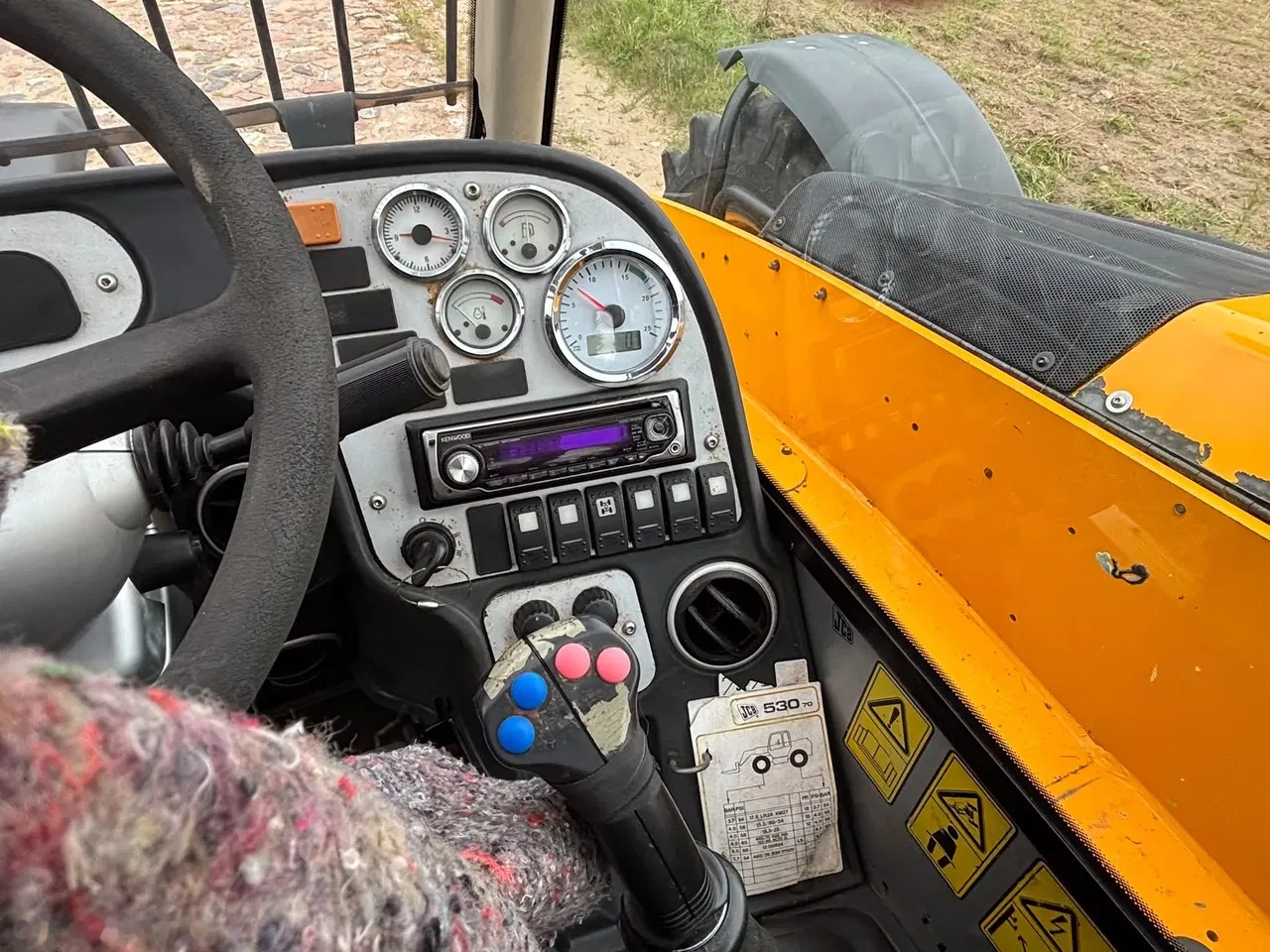2004 JCB, 77 002 mth, dovoz Skladem v EU — foto 5 z 18