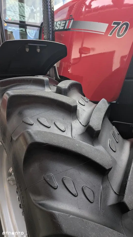 2011 Case Ih JX, 1 225 mth, dovoz Skladem v EU — foto 11 z 17