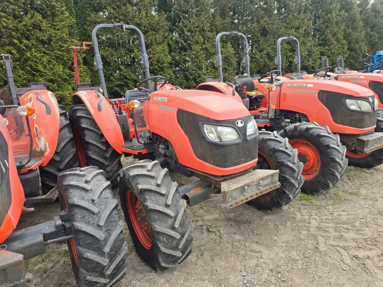 2013 Kubota M6040, dovoz Skladem v EU — foto 4 z 5