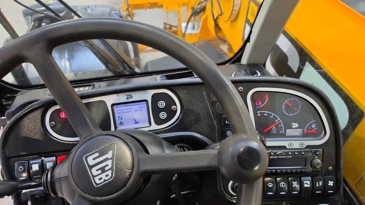 2012 JCB 531-70, 5 000 mth, dovoz Skladem v EU — foto 3 z 14