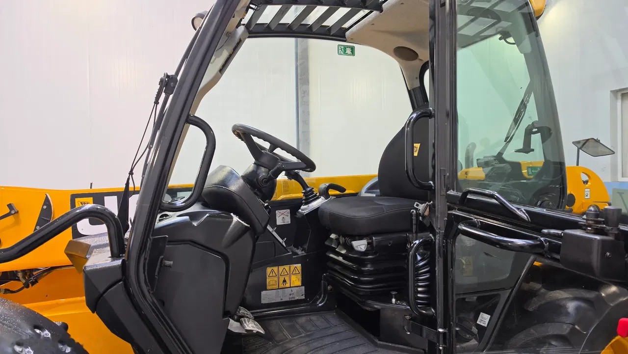 2012 JCB 531-70, 5 000 mth, dovoz Skladem v EU — foto 5 z 14