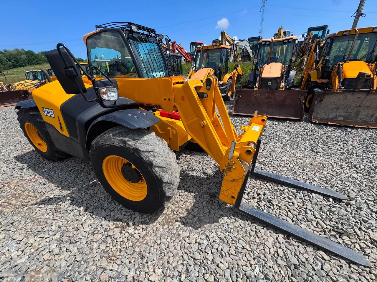 2017 JCB, dovoz Skladem v EU — foto 5 z 11