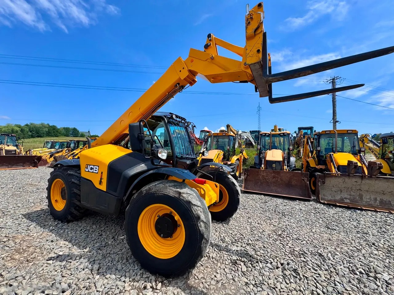 2017 JCB, dovoz Skladem v EU — foto 7 z 11
