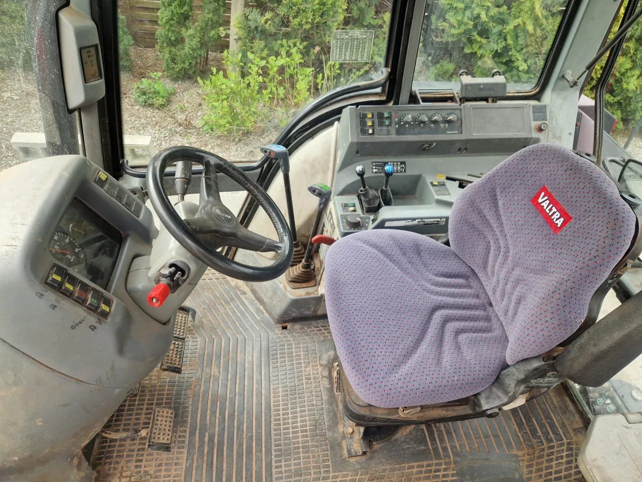 2001 Valtra VALMET, dovoz Skladem v EU — foto 8 z 12