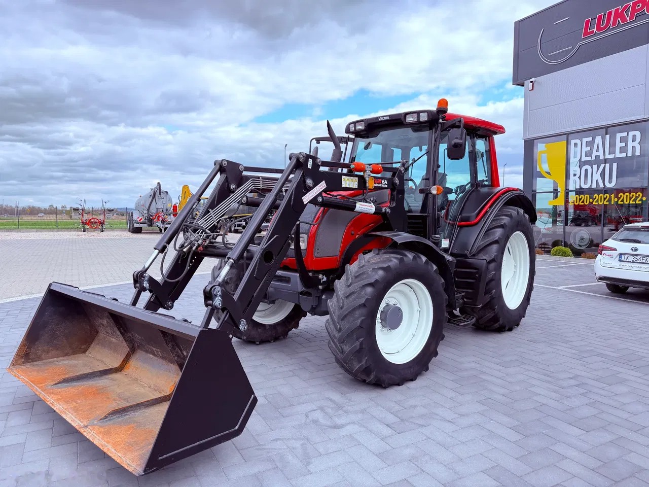 2013 Valtra, 4 100 mth, dovoz Skladem v EU — foto 1