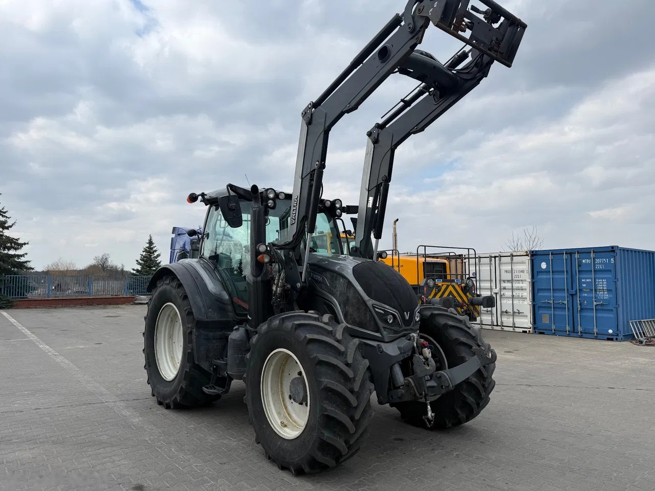 2017 Valtra N174, 7 000 mth, dovoz Skladem v EU — foto 1