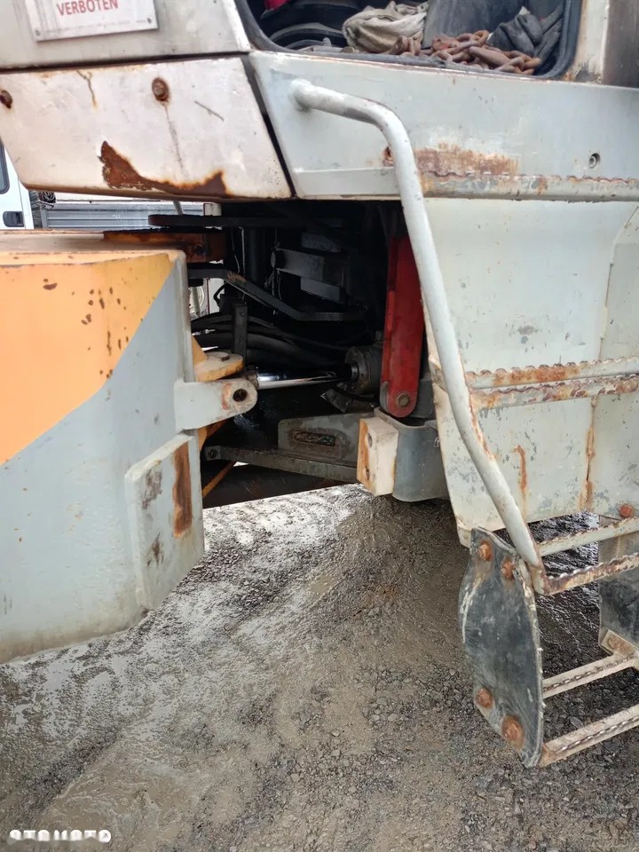 2000 Libherr 522, 6 000 mth, dovoz Skladem v EU — foto 7 z 19