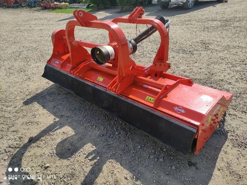 2001 Kuhn, dovoz Skladem v EU — foto 4 z 8
