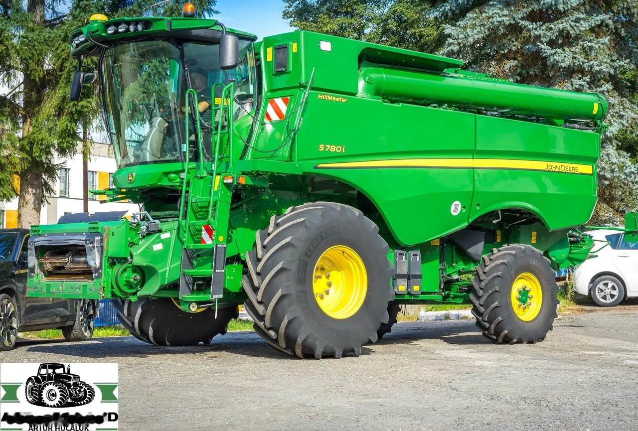 2018 John Deere, 1 046 mth, dovoz Skladem v EU — foto 1