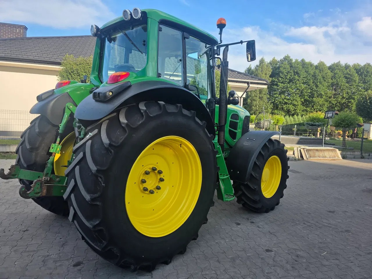 2011 John Deere 7530, 7 400 mth, dovoz Skladem v EU — foto 2 z 8