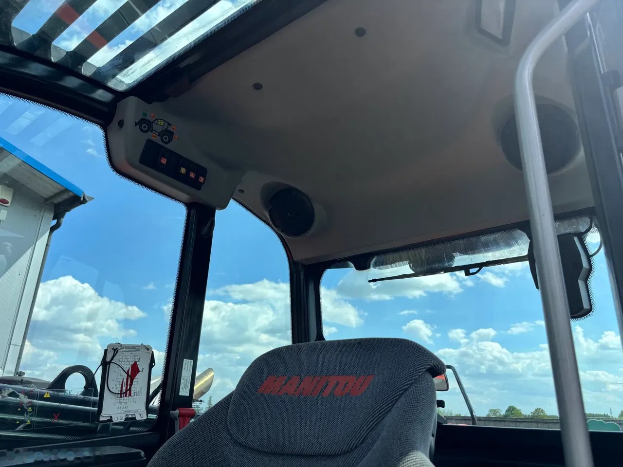 2017 Manitou MLT, 6 888 mth, dovoz Skladem v EU — foto 14 z 21