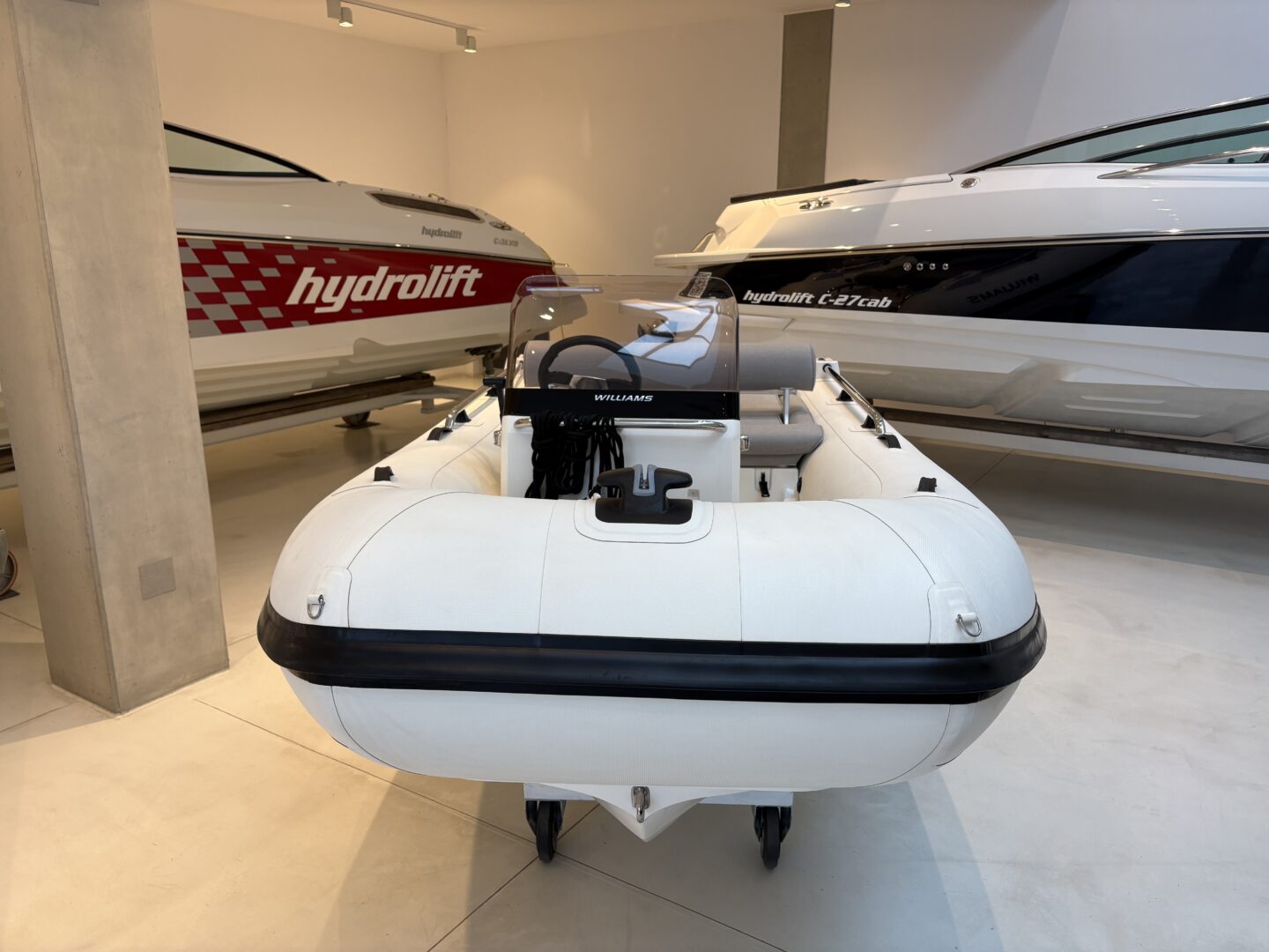 2016 Williams, dovoz Skladem v EU — foto 12 z 13