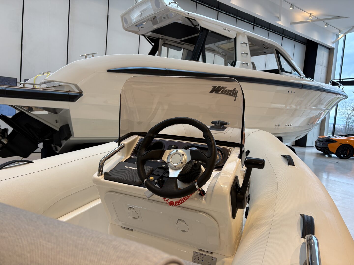 2016 Williams, dovoz Skladem v EU — foto 6 z 13