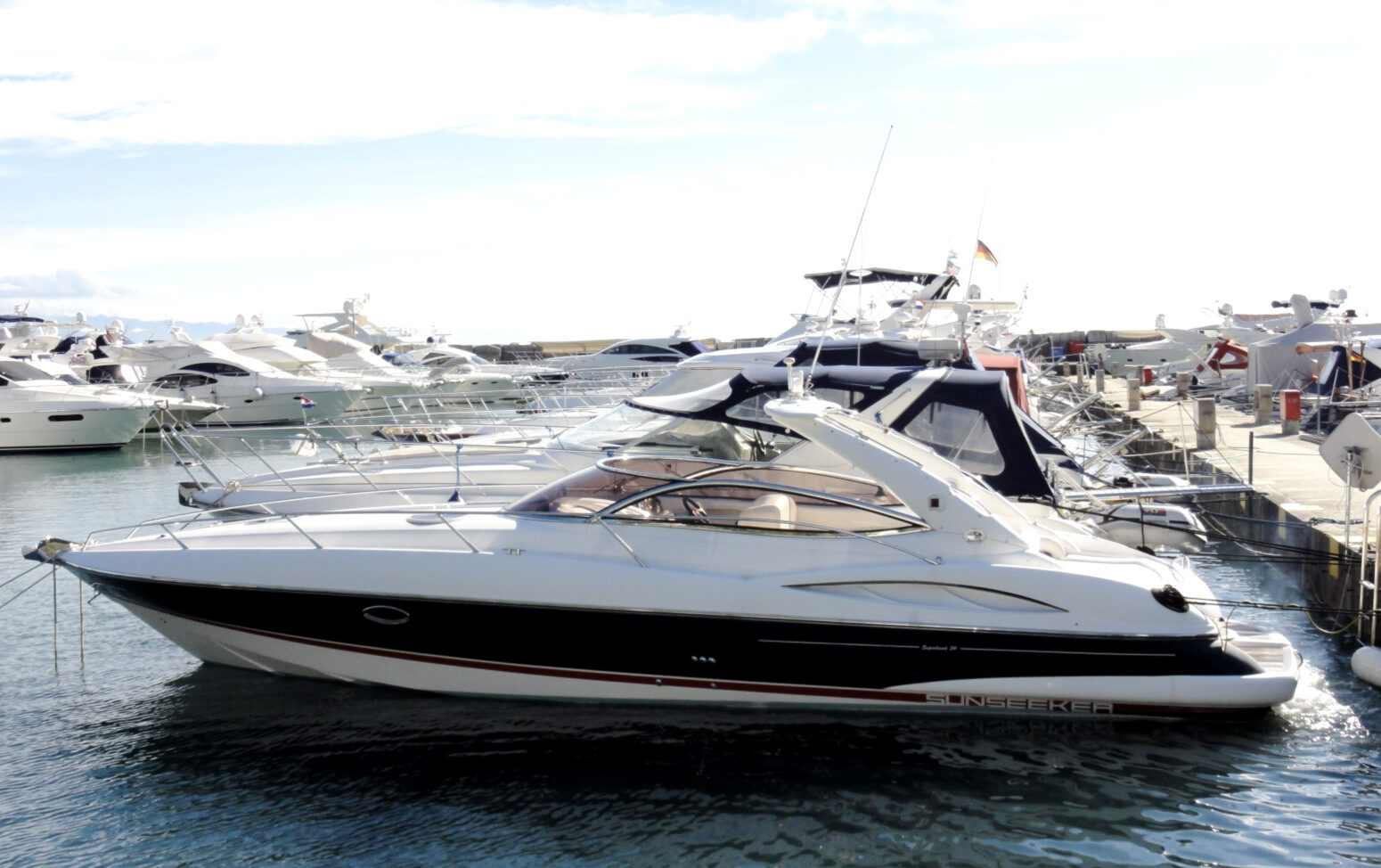 2003 Sunseeker, dovoz Skladem v EU — foto 1