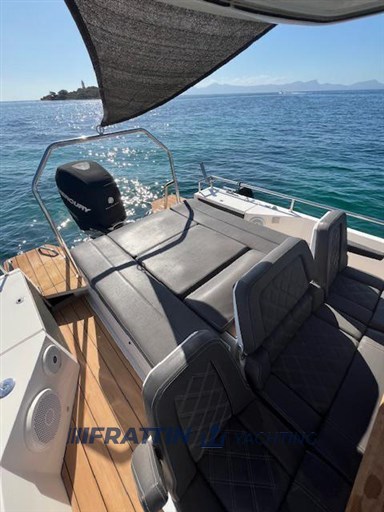 2016 Axopar, dovoz Skladem v EU — foto 9 z 20