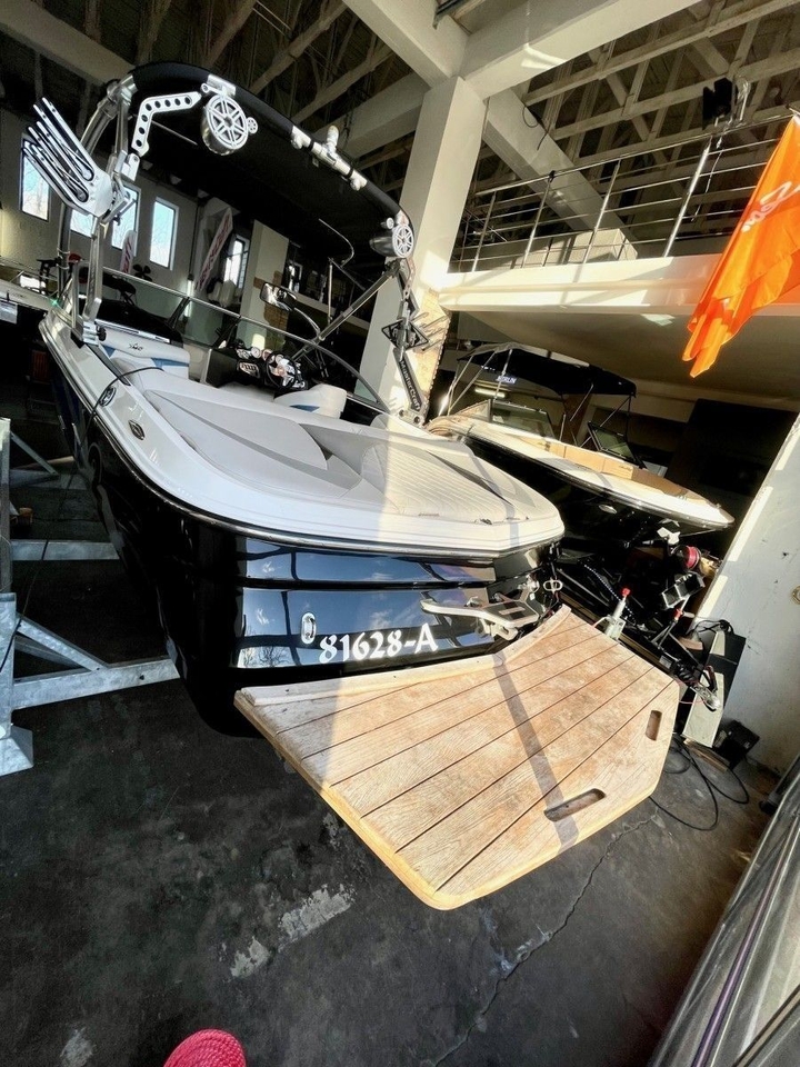 2009 MasterCraft X2, dovoz Skladem v EU — foto 13 z 20