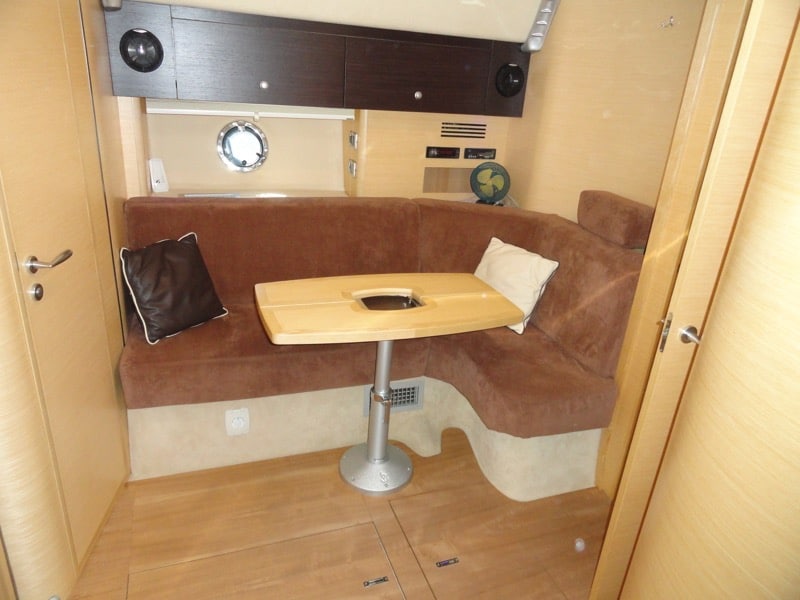 2007 Cranchi, dovoz Skladem v EU — foto 8 z 19