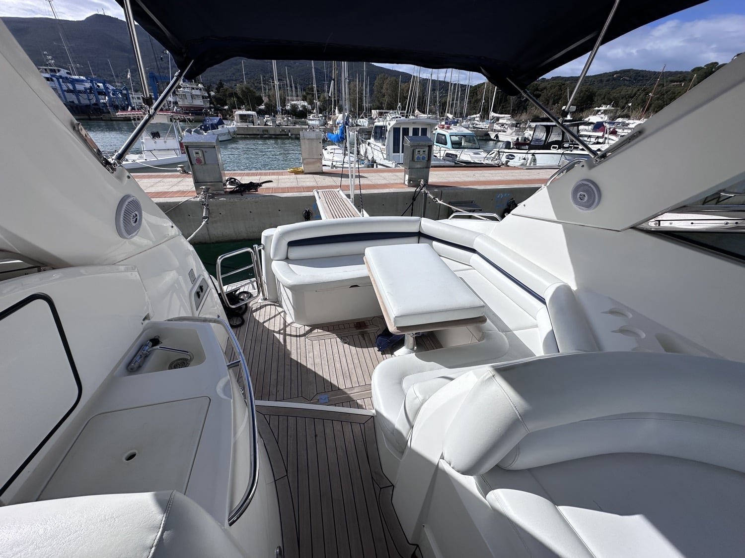 2003 Sunseeker, dovoz Skladem v EU — foto 4 z 20