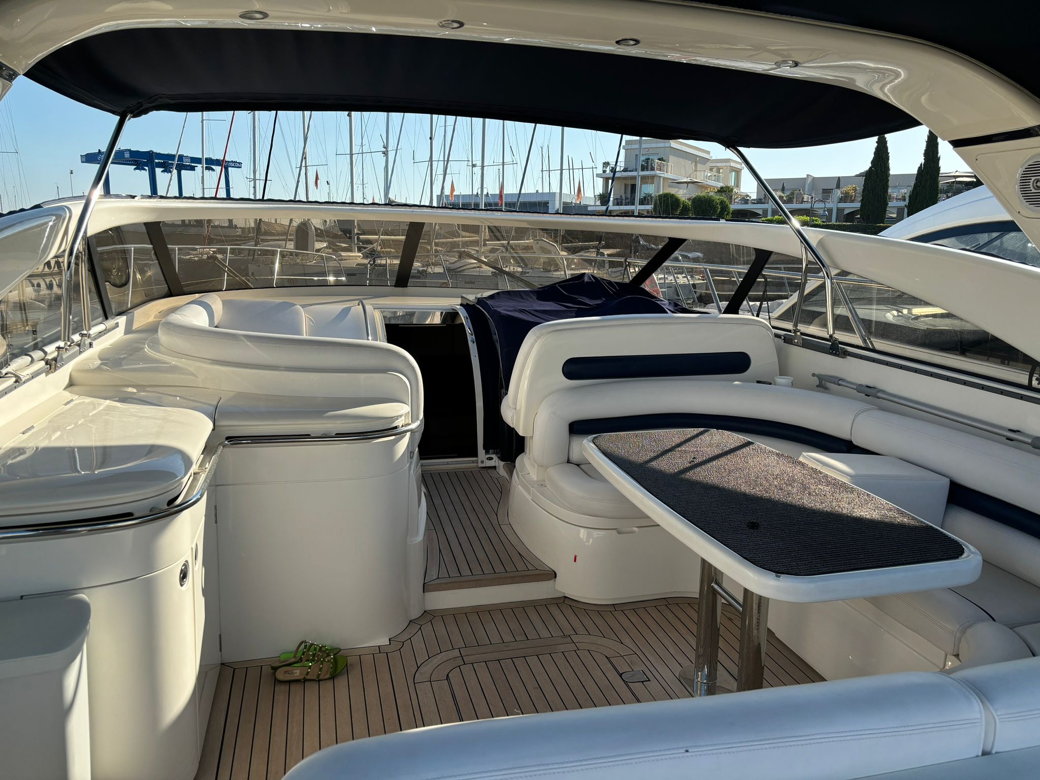 2001 Princess, dovoz Skladem v EU — foto 4 z 8