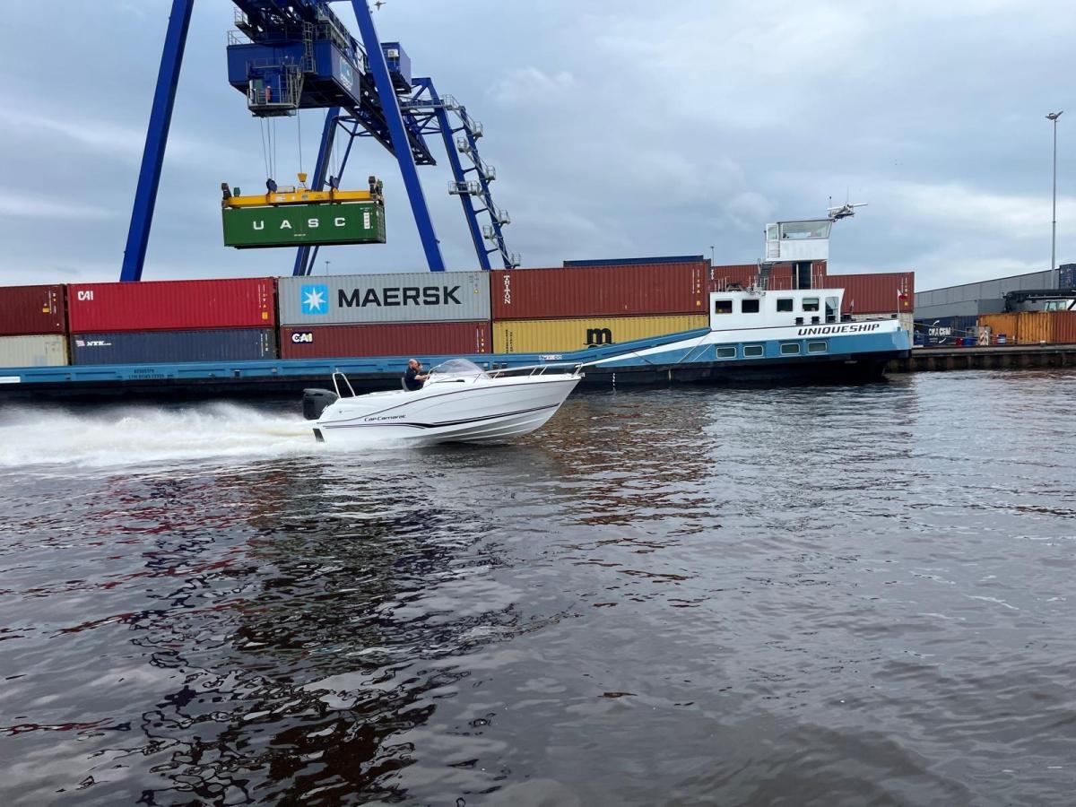 Jeanneau, dovoz Skladem v EU — foto 1