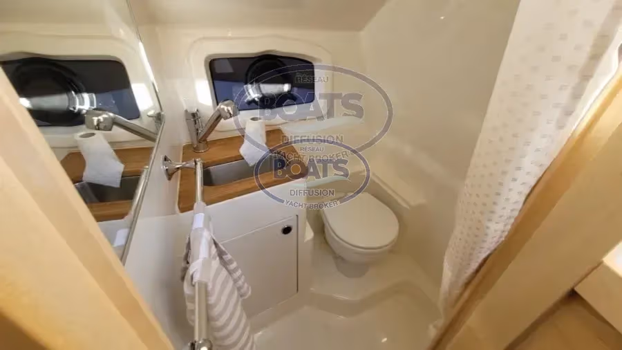 Bayliner, dovoz Skladem v EU — foto 14 z 20