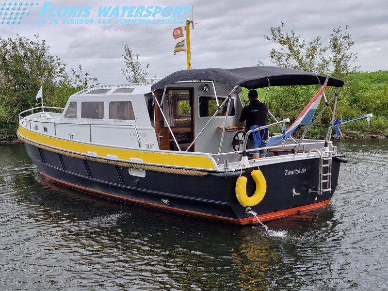 2003 32 Pilothouse, dovoz Skladem v EU — foto 5 z 6