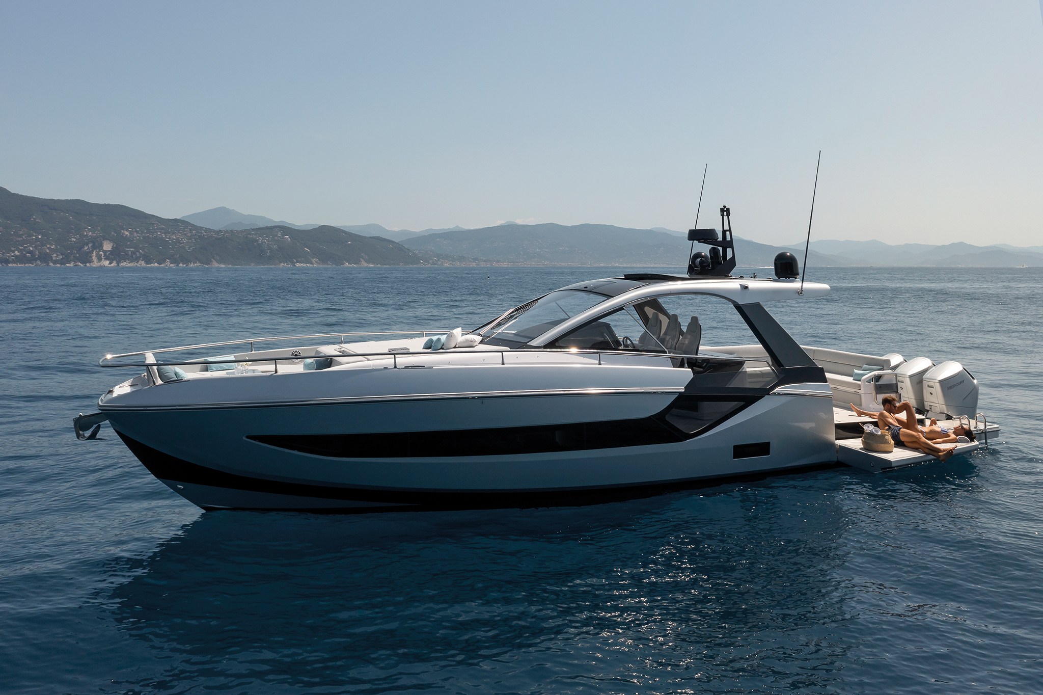Azimut, dovoz Skladem v EU — foto 2 z 2