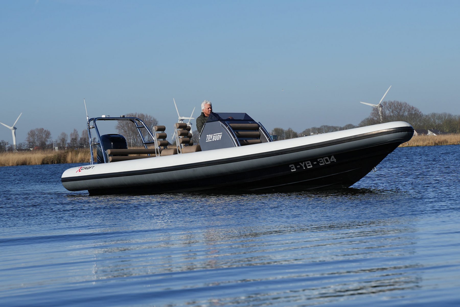 2015, dovoz Skladem v EU — foto 2 z 20