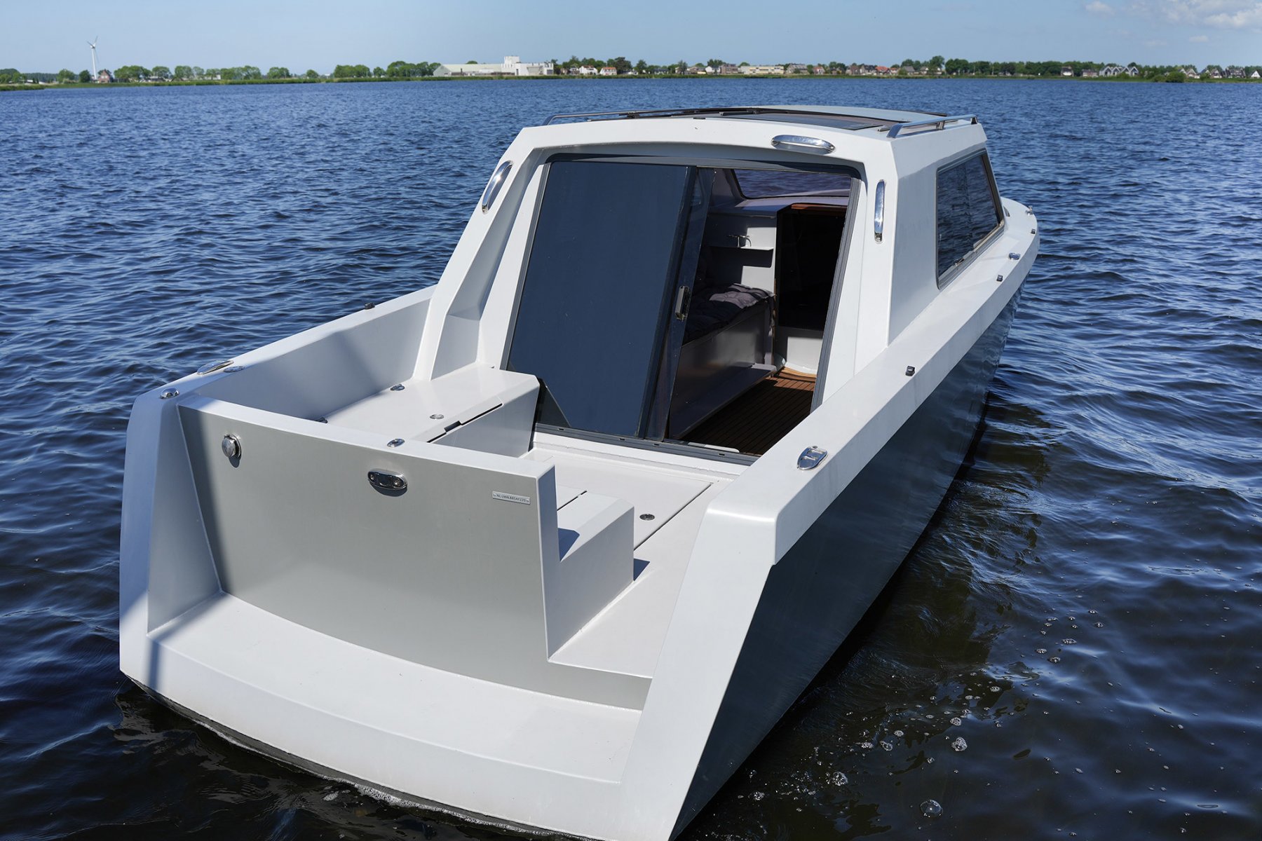 2022, dovoz Skladem v EU — foto 4 z 20