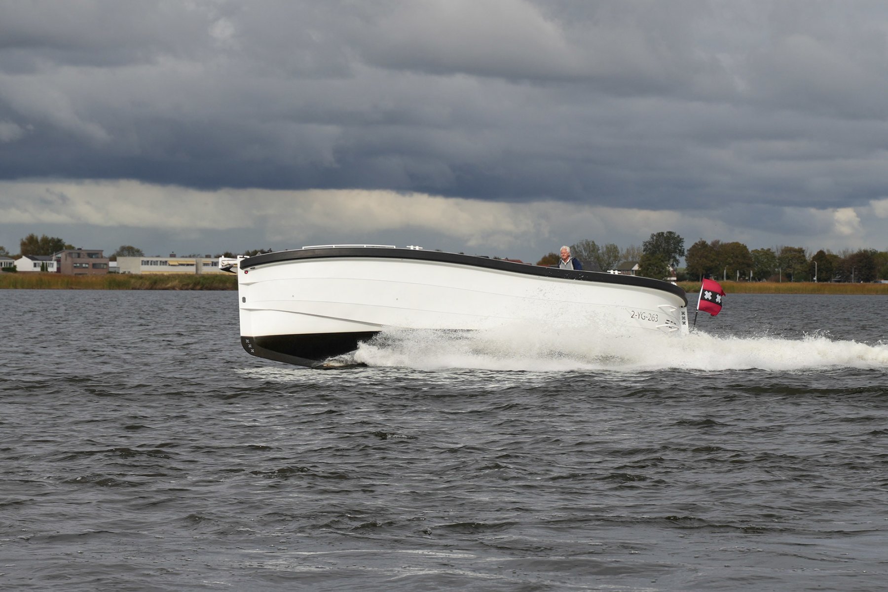 2019, dovoz Skladem v EU — foto 7 z 20