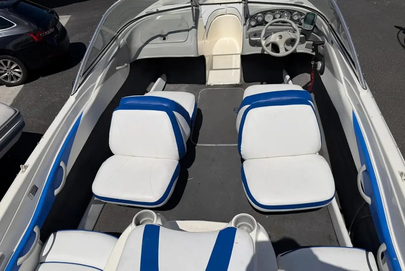 2006 Bayliner, dovoz Skladem v EU — foto 2 z 5