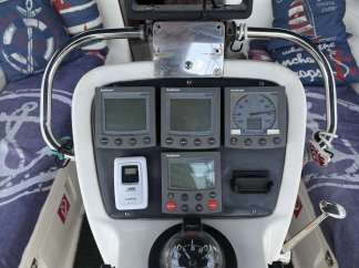 2001 37 Cruiser, dovoz Skladem v EU — foto 2 z 19