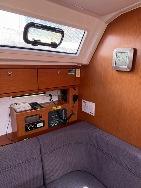 2014, dovoz Skladem v EU — foto 4 z 18