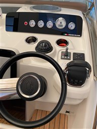 2021 Cranchi, dovoz Skladem v EU — foto 10 z 20