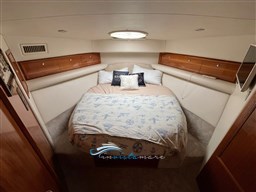 2000 40 Flybridge, dovoz Skladem v EU — foto 16 z 20