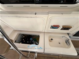 2000 40 Flybridge, dovoz Skladem v EU — foto 6 z 20