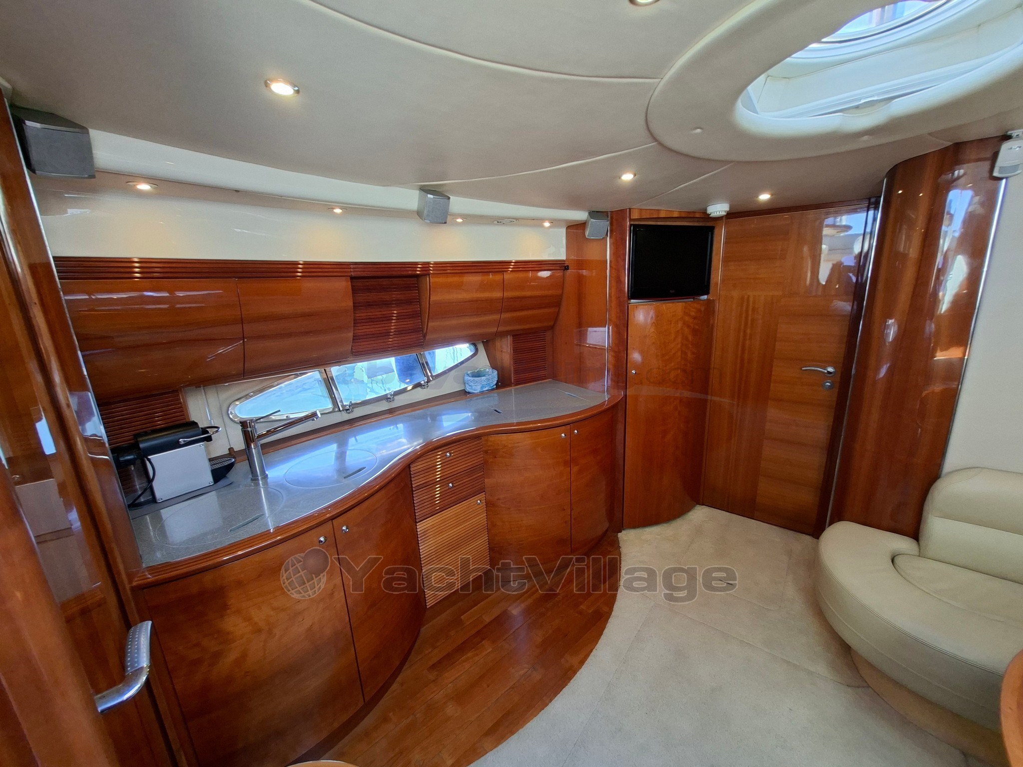 2004 Atlantis 47 Open, dovoz Skladem v EU — foto 13 z 20