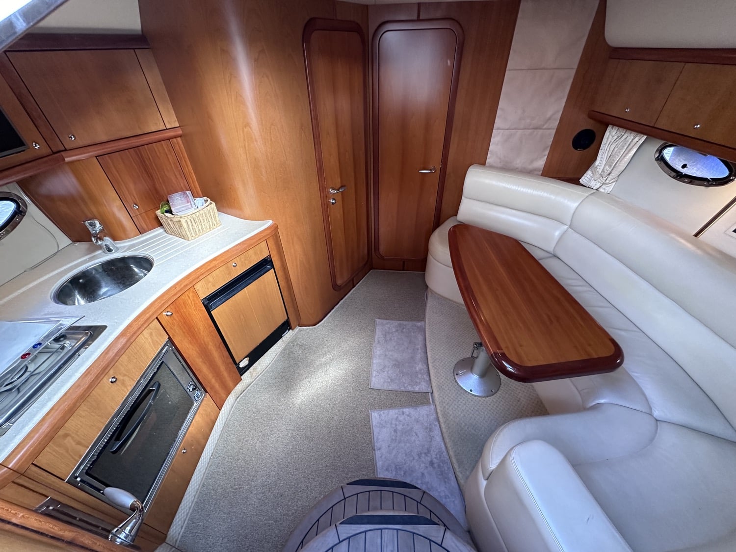 2003 Sunseeker, dovoz Skladem v EU — foto 16 z 20