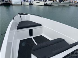 2023, dovoz Skladem v EU — foto 12 z 20