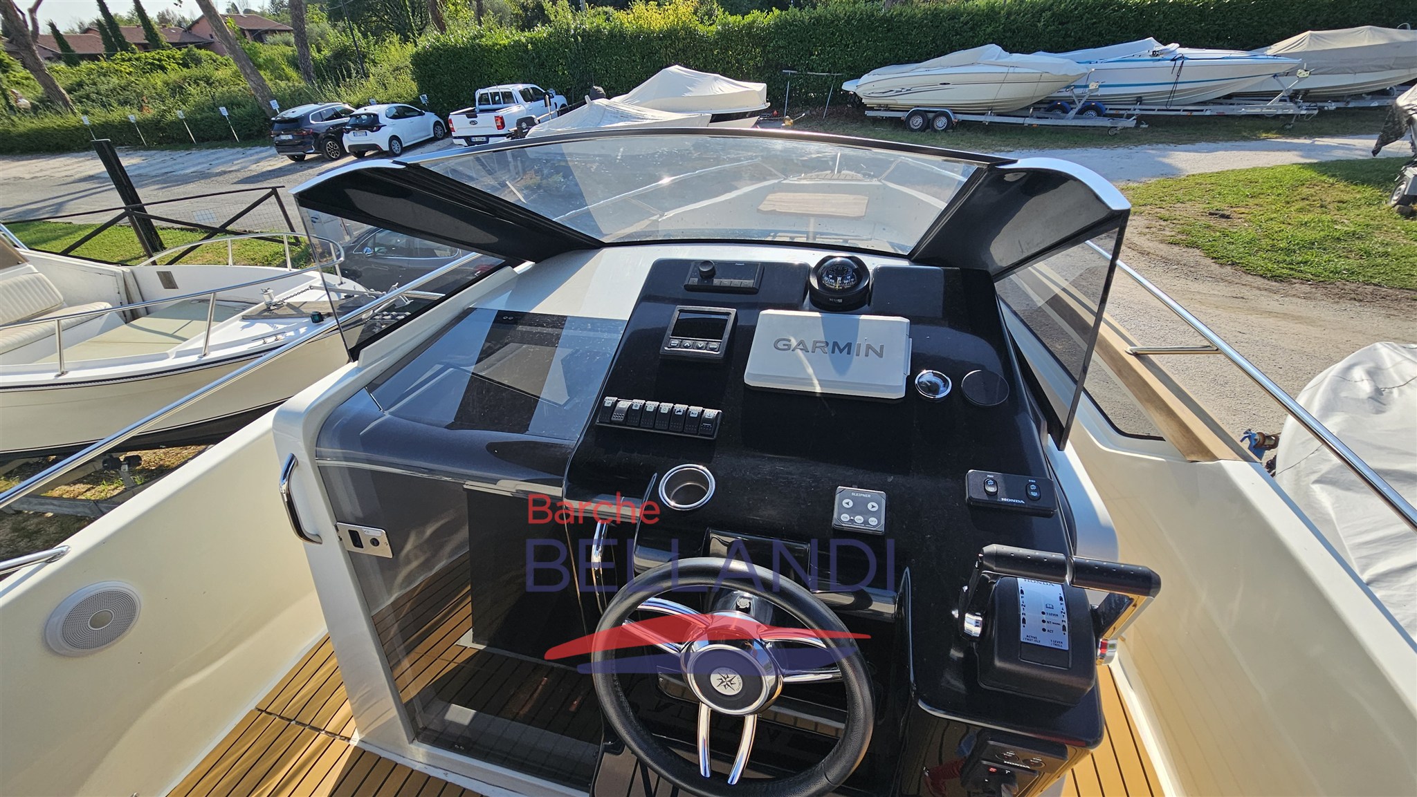 2025, dovoz Skladem v EU — foto 13 z 20