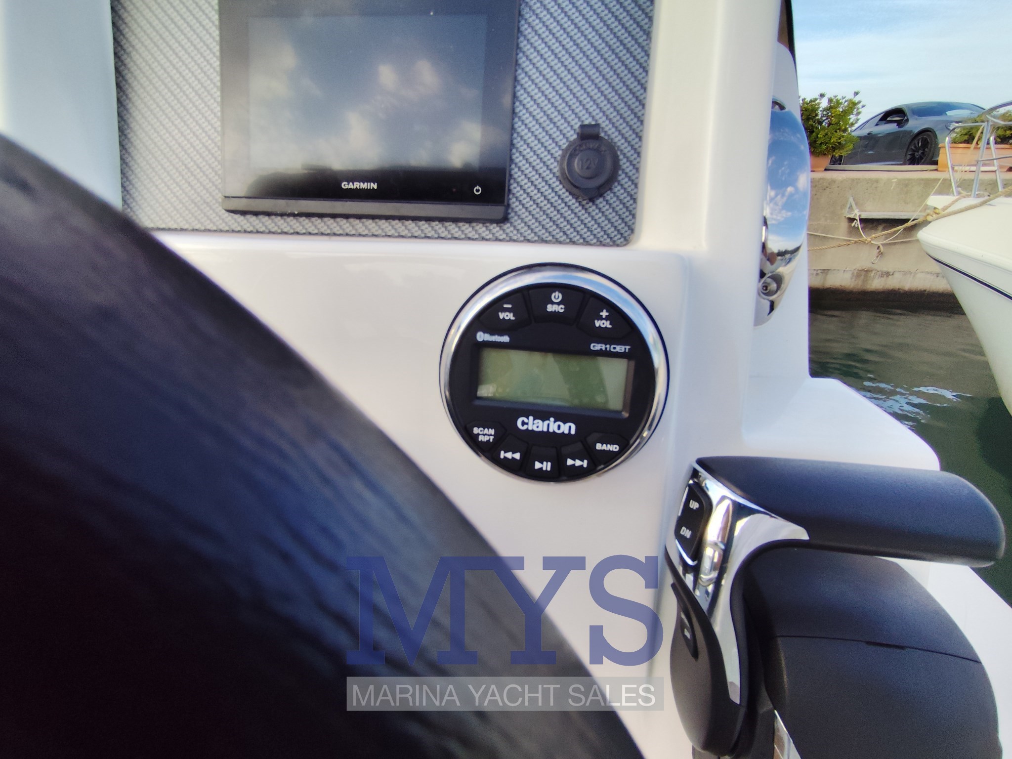 2023, dovoz Skladem v EU — foto 11 z 20